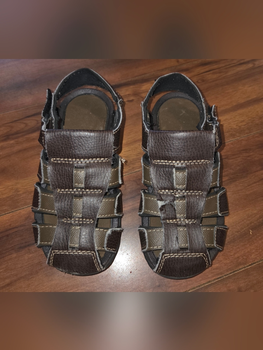 Smartfit Brown Leather-Like Youth Fisherman Sandals Size 12
